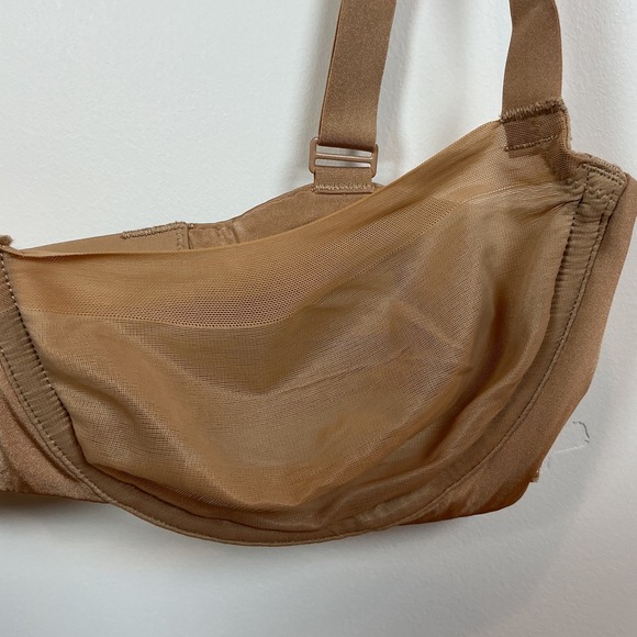 SKIMS Fits Everybody T-Shirt Bra Nude Strapless‎ Convertible Underwire 32C - Picture 2 of 5